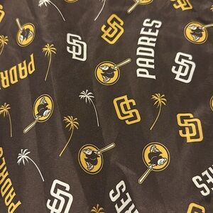 San Diego Padres baseball men’s buttoned up shirt size XL